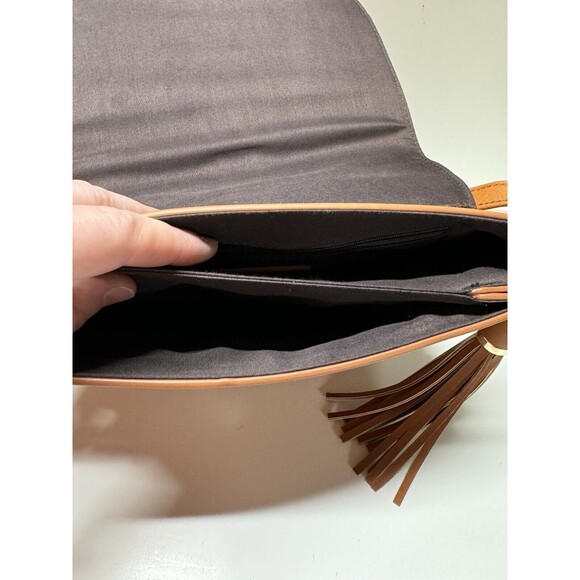 Brown Faux leather crossbody bag for women - Picture 6 of 9